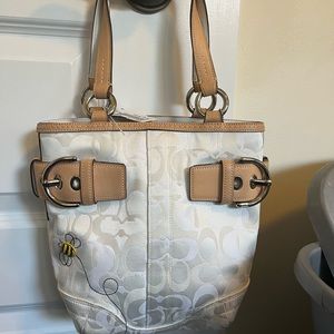 New with tags white coach small shoulder bag